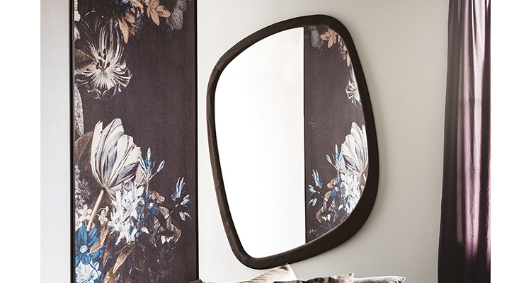 Types of Mirrors for Home Decor – A Complete Guide 8 Janeiro Magnum large luxury wall mirror with natural wood curved frame in walnut finish, featuring organic irregular shape perfect for contemporary interior design